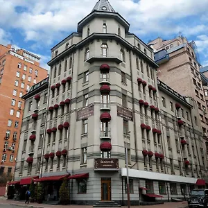 4* Апарт-отель Senator Victory Square